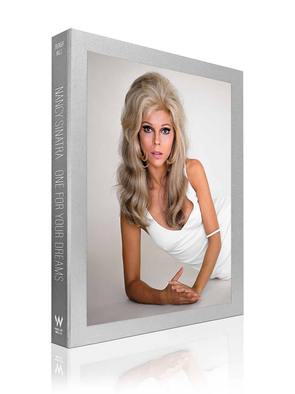 Nancy Sinatra: One For Your Dreams (Autographed Luxury Edition)